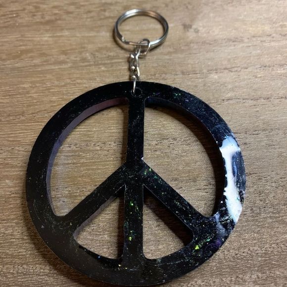 *SALE* NWT Cool Peace Keychain Swarovski Crystals - Picture 9 of 9